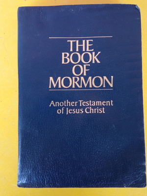 The Book of Mormon used, English book 779 pages