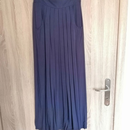 Maxi skirt dark blue size S like new