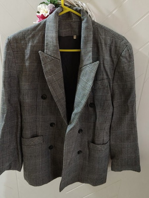 Women's checked jacket like new, size M 38 10, black and white