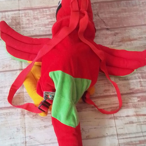 Children's parrot backpack Loro Parque used