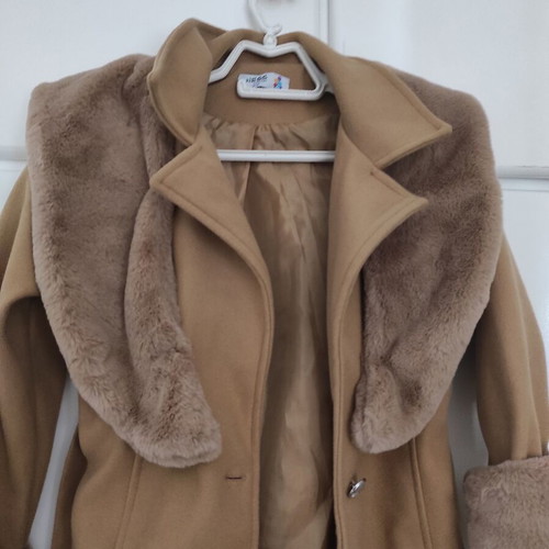 Ness children's coat for 11-12 years old, like new, brown