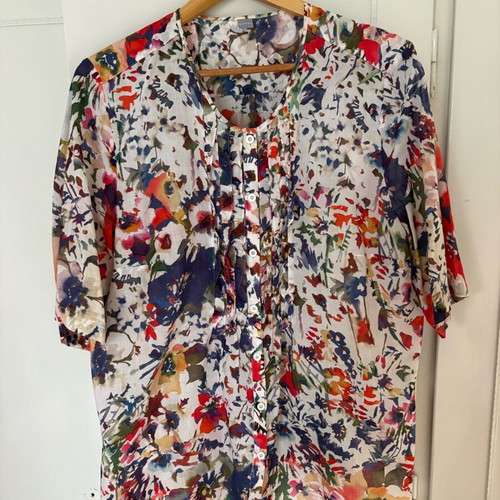 Erfo shirt size 44 like new, multicolor