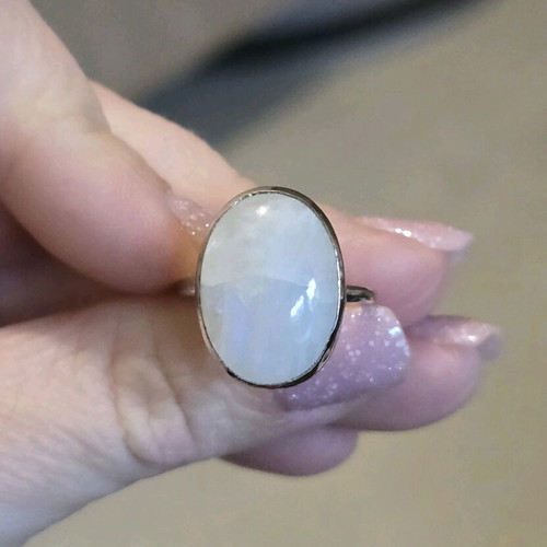 Moonstone ring like new, silver, size 52