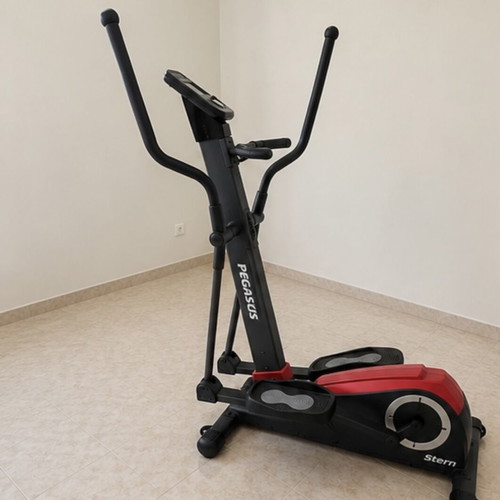 Pegasus Stern BC-95301 elliptical trainer like new