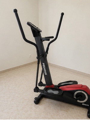 Pegasus Stern BC-95301 elliptical trainer like new