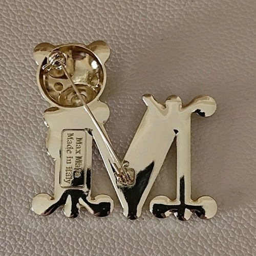 Max Mara Iconic Monogram Teddy Bear Brooch like new, gold tone