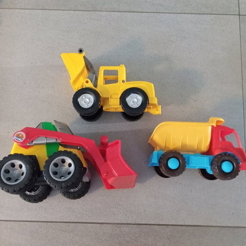 Toy dump trucks used, set of 3 pieces