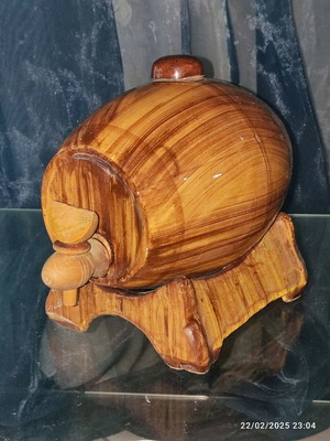 Small vintage ceramic wine barrel like new with wooden stopper