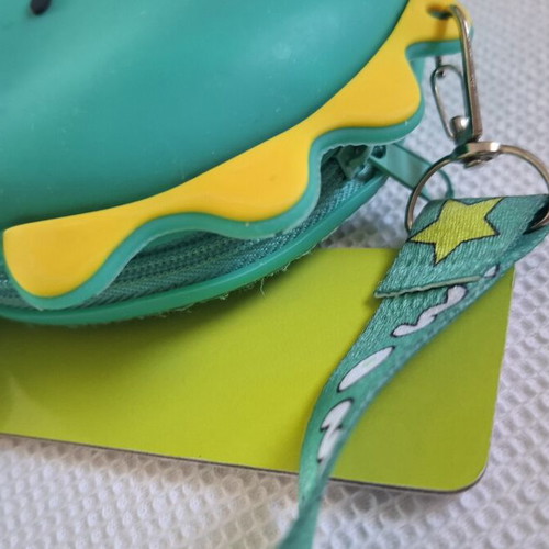 Disney dinosaur wallet size medium, green