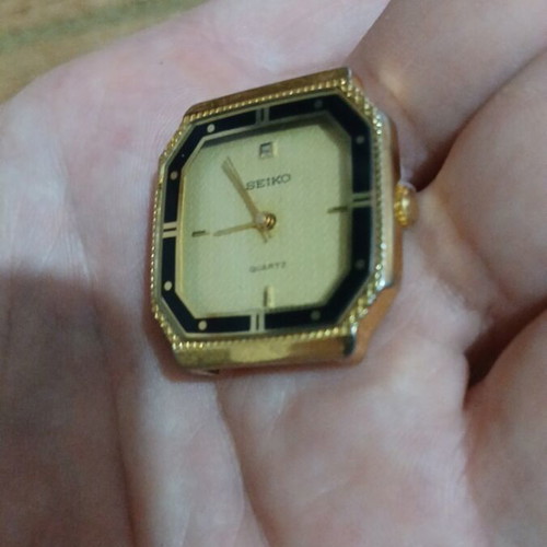 Seiko watch used, gold color, unisex