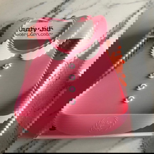 Σαλιάρα σιλικόνης Make My Day Peter Pan 6-36 μηνών 20x28 ροζ