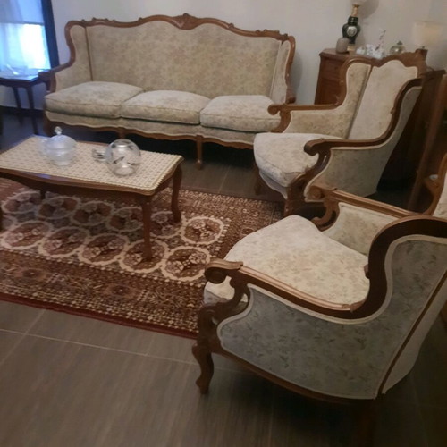 Three-seater sofa and two armchairs like new