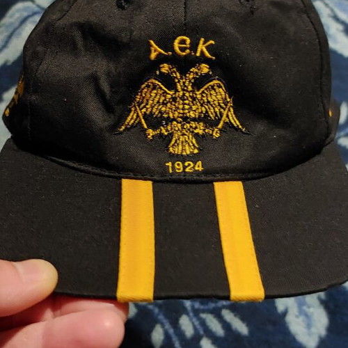 AEK Retro Caps set of two like new