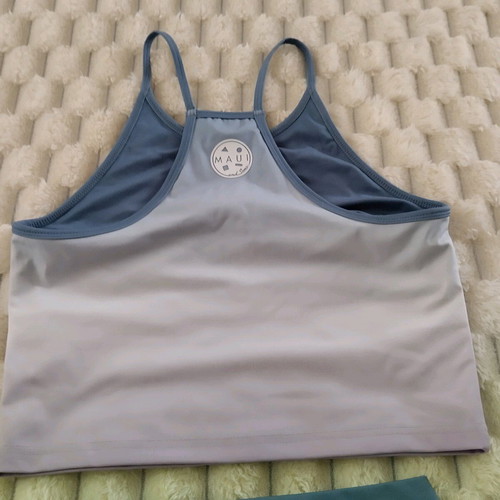 Maui & Sons sports set like new, top and leggings size L