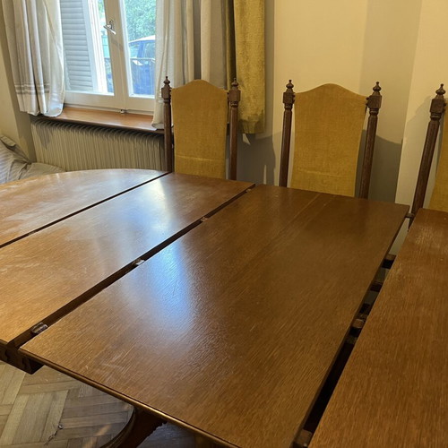Handmade solid wood dining set with 6 chairs extendable, like new
