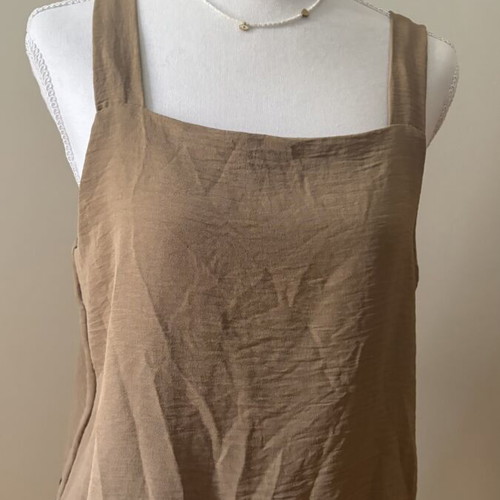 Sleeveless blouse one size, new, beige and brown