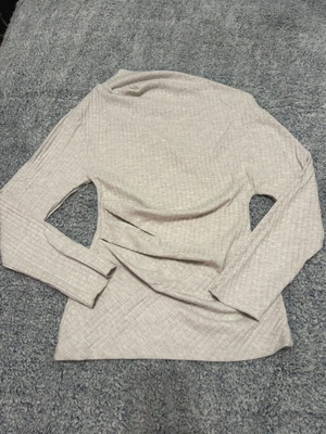 Zara women’s cream weaved long sleeve top like new