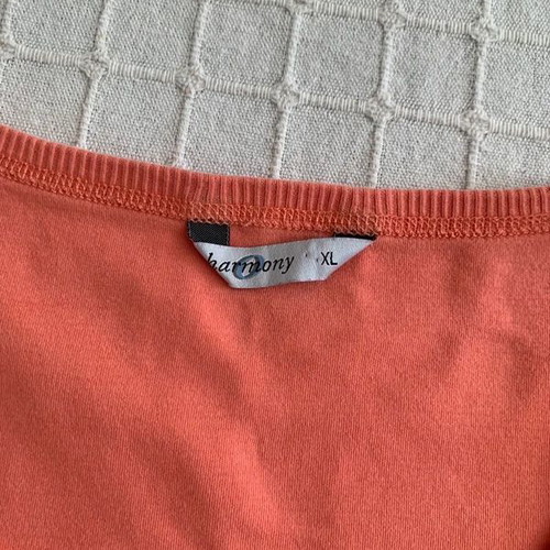 Harmony XL sleepwear top used, white and orange