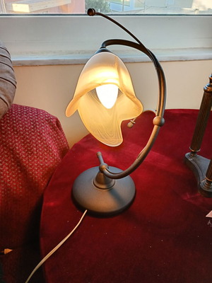 Table lamp like new, height 0.40 m