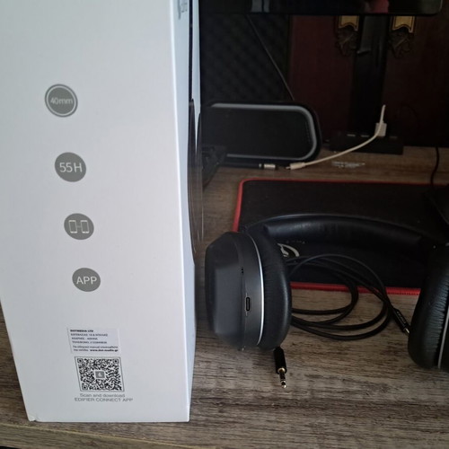 Edifier W800BT headphones like new, hybrid connection