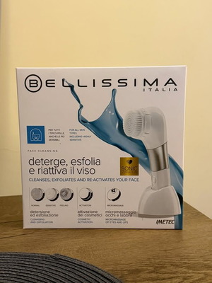 Bellissima facial cleansing brush