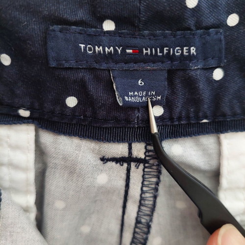 Tommy Hilfiger polka dots shorts small, like new, dark blue and white