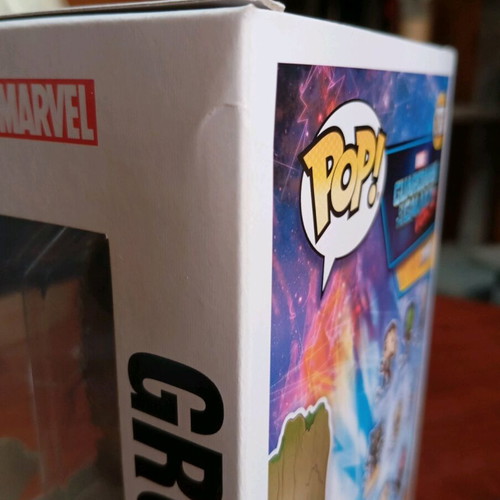 Funko Pop Groot Special Edition new