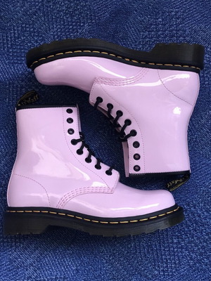 Dr. Martens 1460 W Patent Lamper boots new, pink, size 37