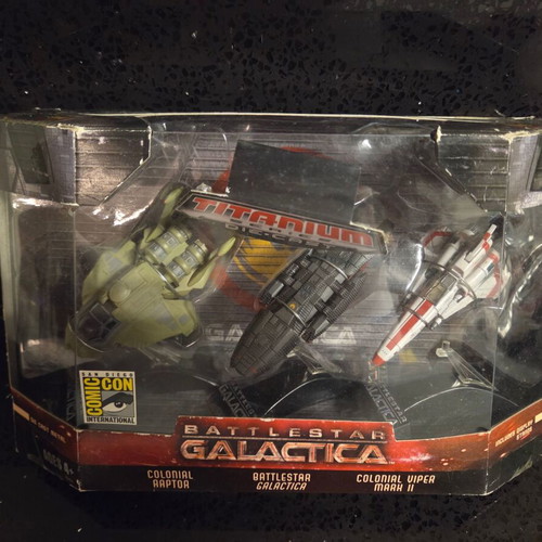 Star Wars 35084 Hasbro Titanium Series Battlestar Galactica 3 pcs Micro Machines new