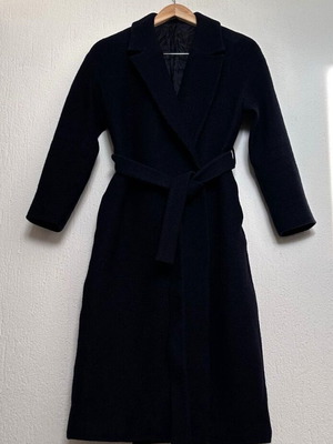 Yours coat with high collar and belt like new, size 16, black