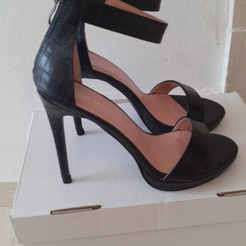 A.S. 98 sandals like new, size 37, black synthetic leather