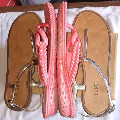 Plastic slippers and Voi&Noi sandals used, size 40-41, brown and pink