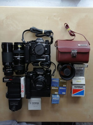 SLR КАМЕРИ + ОБЕКТИВИ