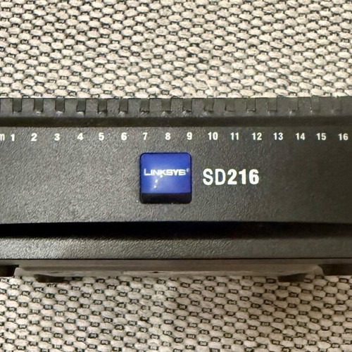 Linksys SD216 network switch used, 16-port 10/100 Ethernet