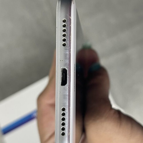 Huawei P9 Lite 2017 smartphone used, white, fully working with manuals