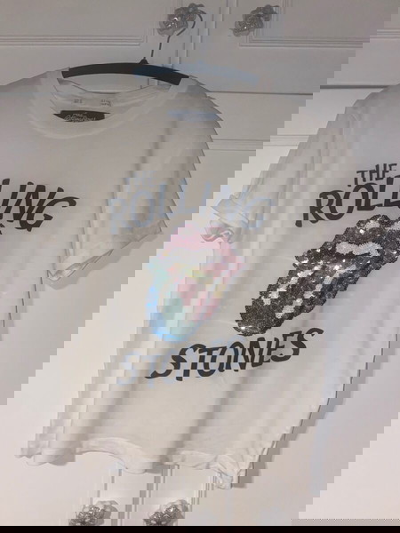 T shirt με παγιέτες