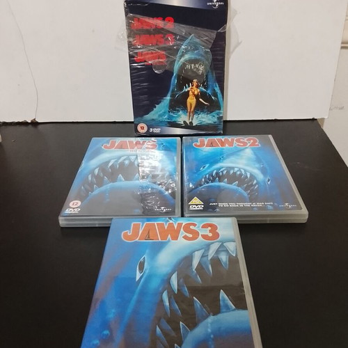 Jaws 3 DVD set used, English subtitles