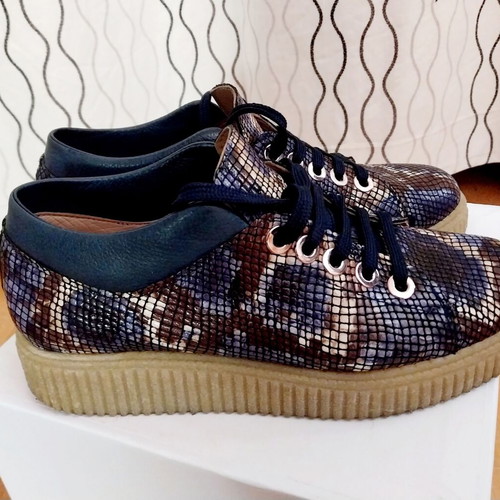 Pargiana leather animal print sneakers like new, blue and brown, size 38