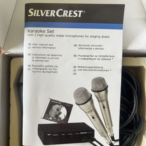 SilverCrest Karaoke Set new, wired microphones and DVD