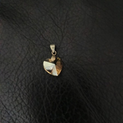 Three heart-shaped charms used, Swarovski crystal, mother of pearl, silver-plated