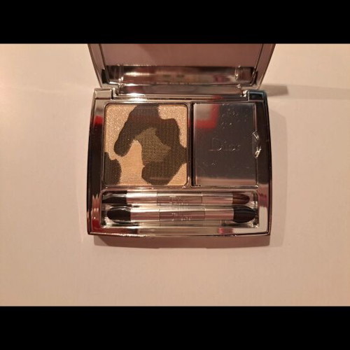 Dior eyeshadow palette new with velvet pouch
