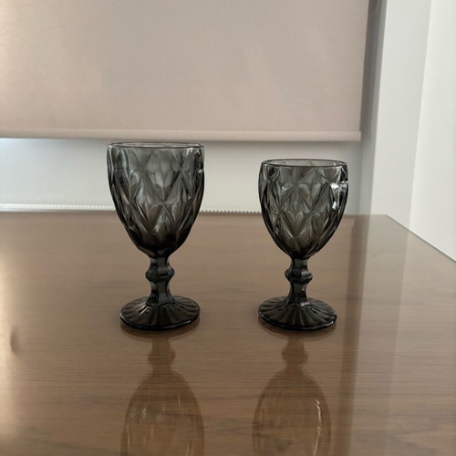 Cryspo Trio glasses like new, set with wine and water glasses