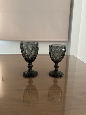Cryspo Trio glasses like new, set with wine and water glasses
