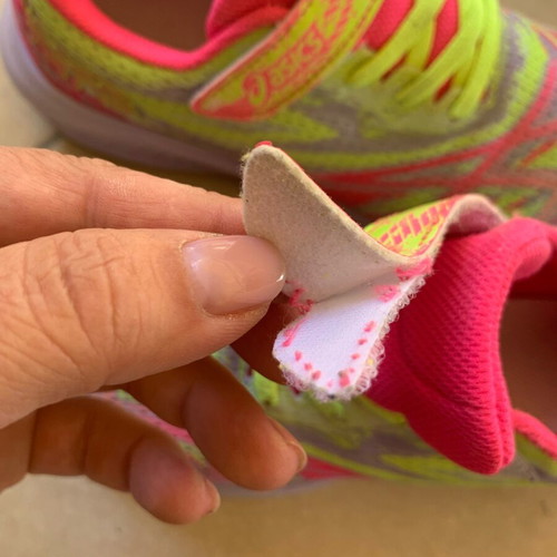 Asics Noosa Tri 15 GS kids' athletic shoes size 33 used, multicolor