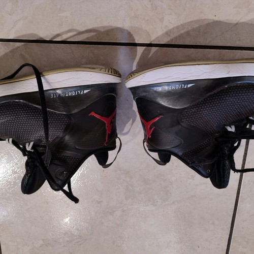 Jordan sport shoes used, size 39-40, missing laces