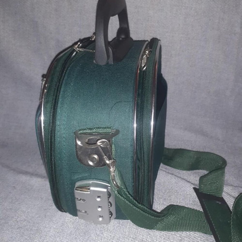 Small travel suitcase new, green, 30x20 cm