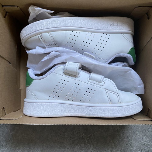 Adidas children's sneakers size 23 like new, white and green