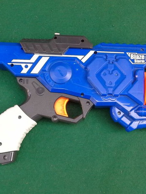 Toy gun without bullets like new