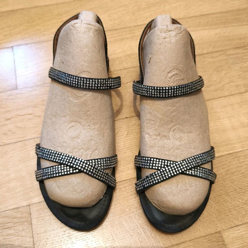 Leather suede sandals used with silver strass, size 38