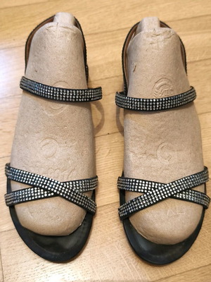 Leather suede sandals used with silver strass, size 38